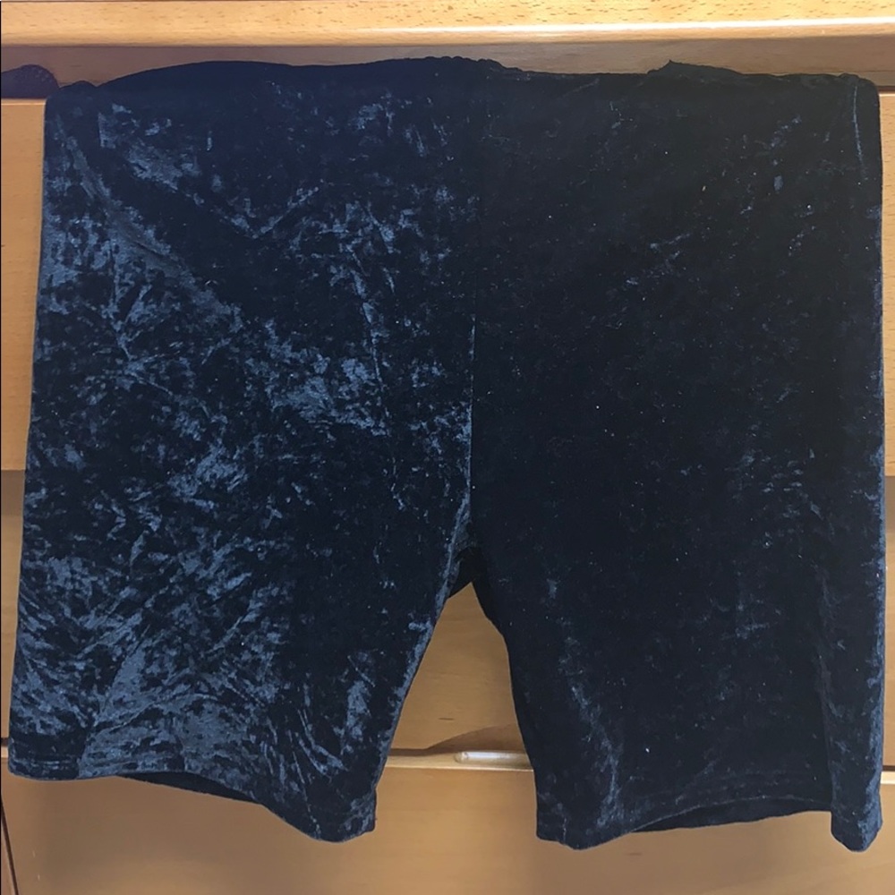 Velvet biker shorts